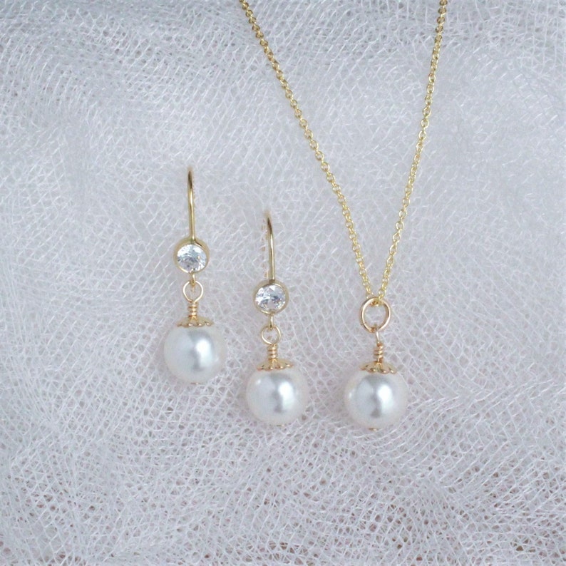 Bridesmaids Wedding Jewelry Bride/'s Wedding Gift Wedding Jewelry for Brides Bridal Party Gift Wedding Jewelry Gift White Pearl Necklace