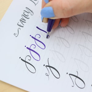 8 Styles of Lowercase Letters Brush Lettering Calligraphy Practice ...