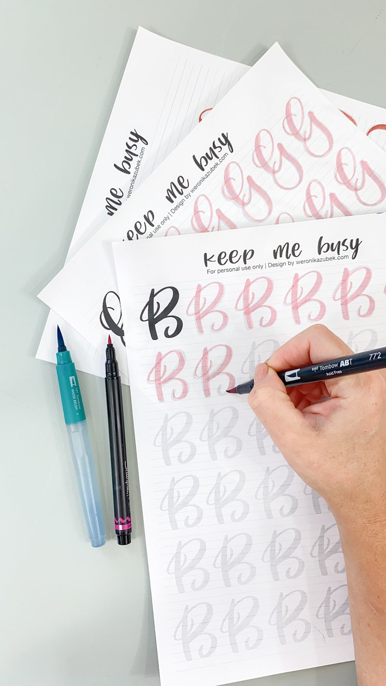 Brush Lettering Praxis Arbeitsblätter moderne Kalligraphie Tombow Brush Anfänger Lettering Arbeitsbuch Brush Lettering lernen Anleitung TwoEasels Bild 9
