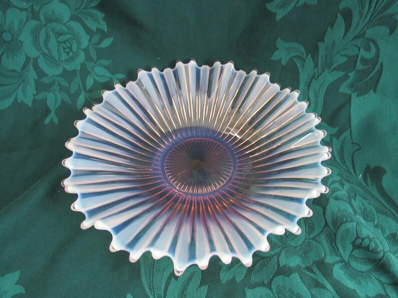 Vintage Fostoria Pink Opalescent Heirloom Glass Bowl