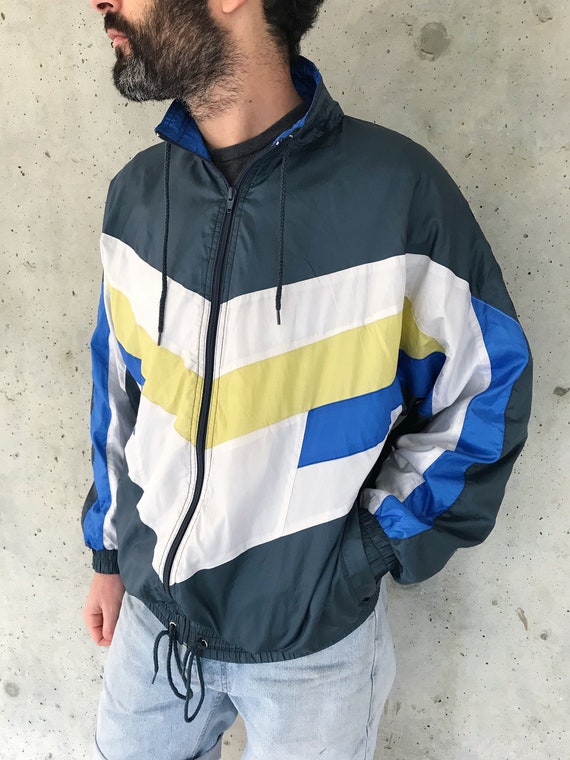 90s Vintage V- Stripe Windbreaker // Zip Up Jacket // Jogging Athletic // Running // Activewear // Gym