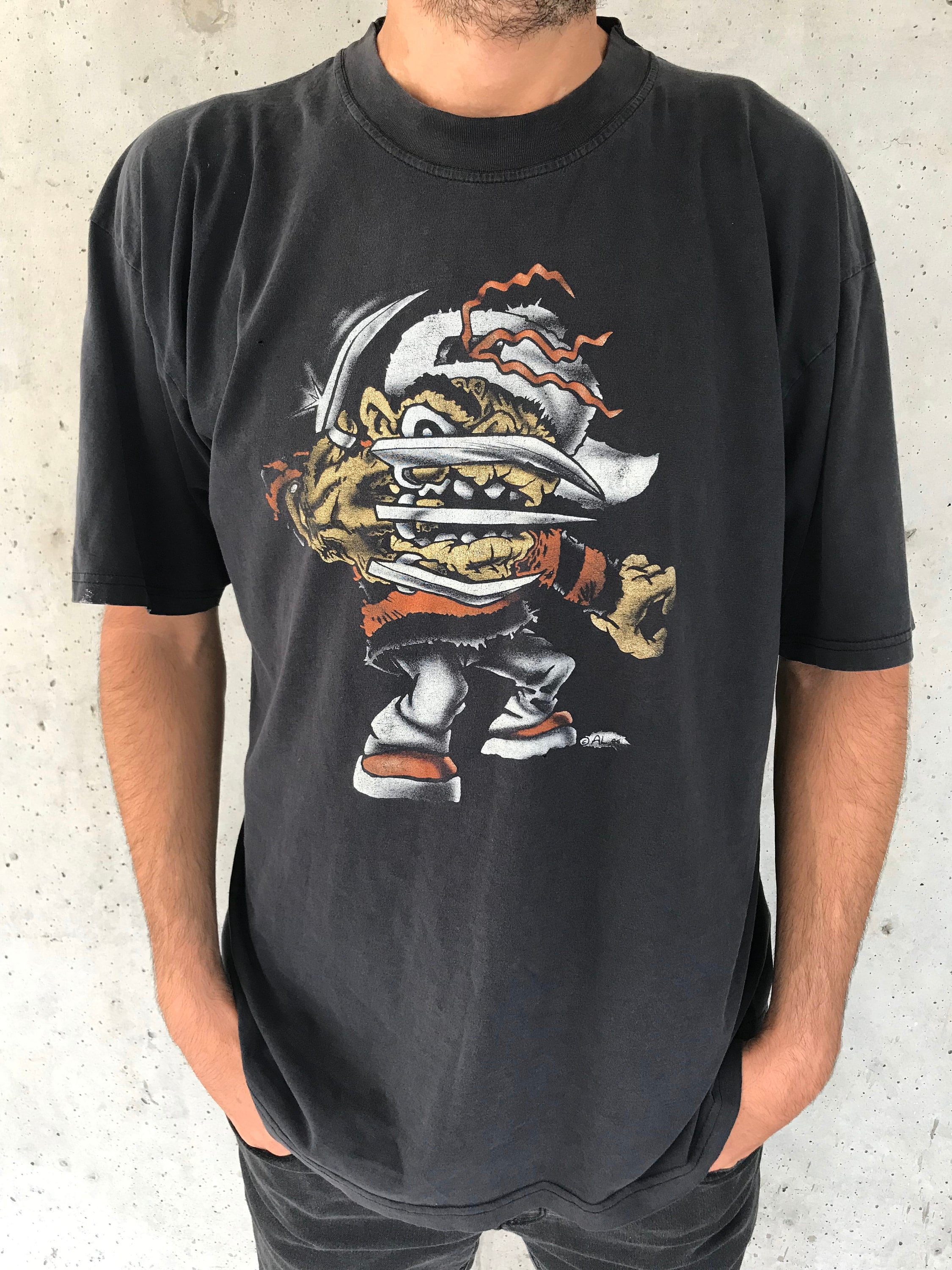 90s Vintage Faded Black Freddy Krueger Graphic Tee // Nightmare on Elm Street // Cartoon // Novelty // Horror Thriller Halloween // RARE