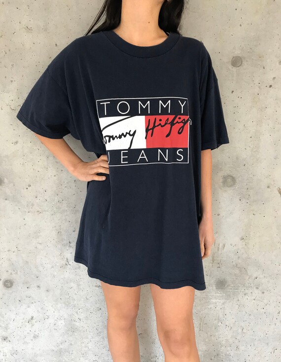 Vintage 90s Tommy Hilfiger T-shirt // Big Logo Tee // Tommy - Etsy