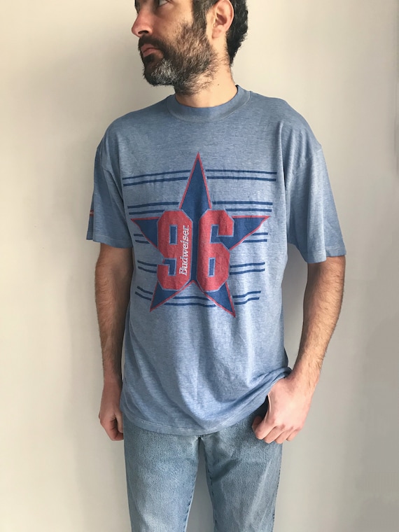 90s Vintage Budweiser 96 T-shirt // Blue Red Star Graphic Tee 