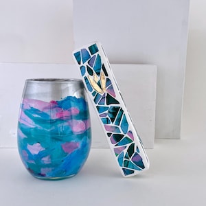Verre de mariage à briser sous la chuppah, Un souvenir transformé en mezuzah en mosaïque