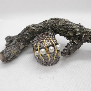 Statement ring sterling silver 925 blackened 585 yellow gold PT with cultured pearls