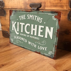 Letrero de metal personalizado para cocina, puerta de pared, letrero de hojalata retro vintage en color verde salvia, resistente al agua, aluminio A4, 200 mm x 305 mm