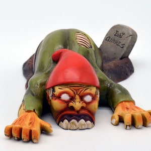 Evil Gnomes: Henry Crawlins, by RocketChicken  (StudioOz)