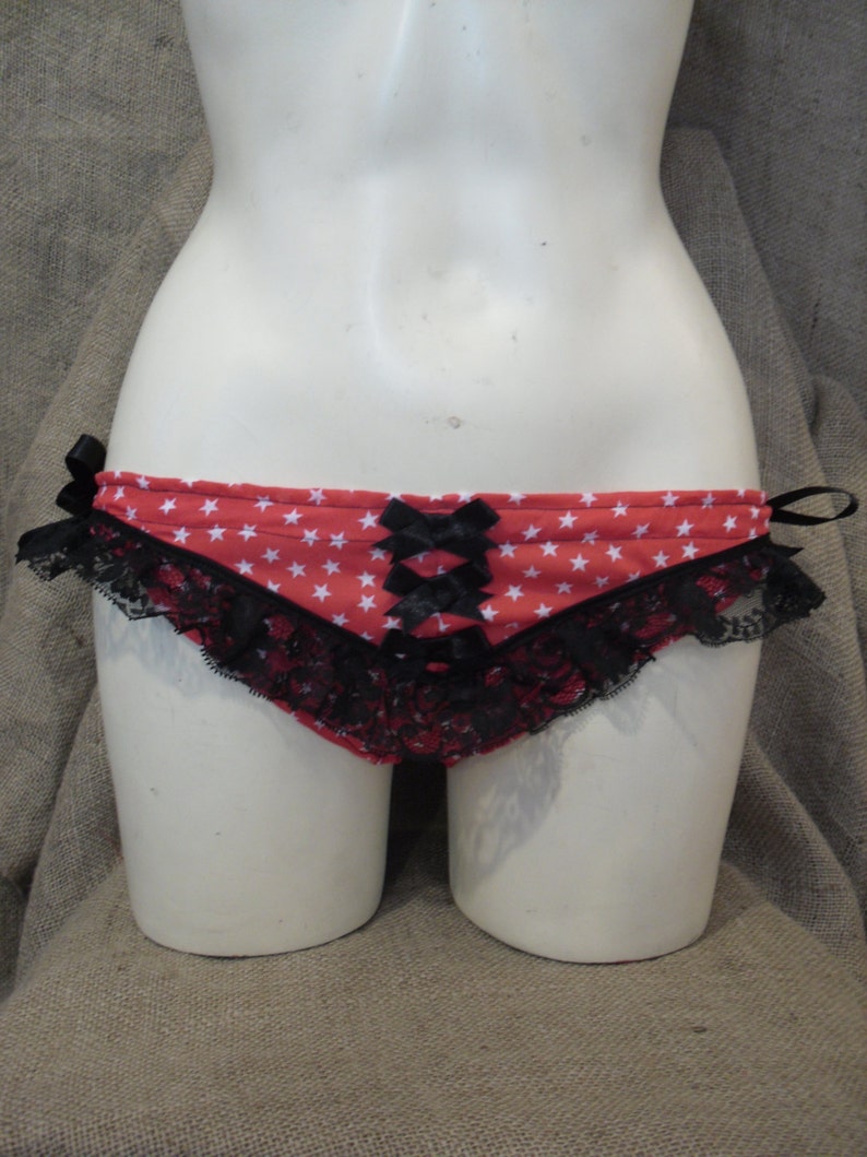 Red knickers white star print,black lace,black ribbon bows! Rockabilly,pin-up,western,hillbilly,prairie,wild west,cowgirl,sexy,1950's,1960's 