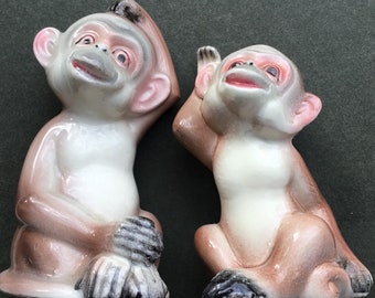 Vintage Ceramic Gemstone Monkey Monkies Salt Pepper Shaker Diamond Eyes Cute Kitsch