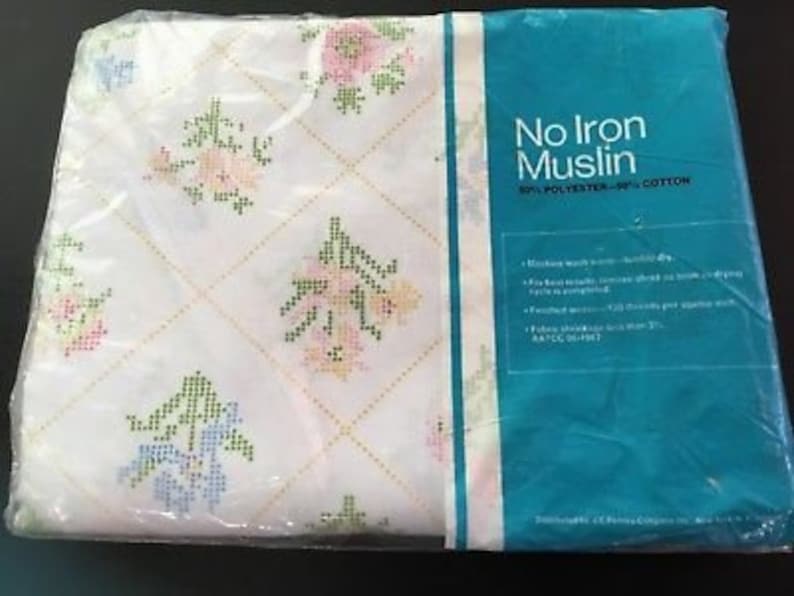 Vintage JCPenney No iron Muslin Flat twin sheet Cross Stitch Design