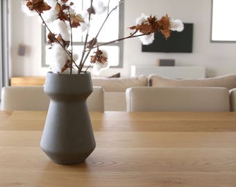 ceramic vase, modern minimalist center pieces, flower vase scandinavian, rustic displays, dining table minimal centerpiece, ceramics, vases