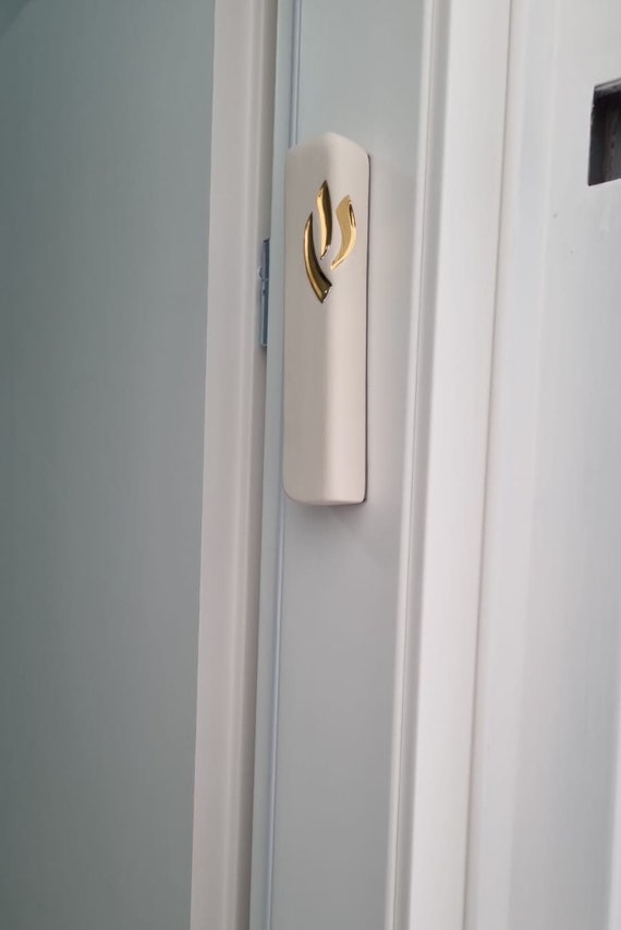 Mezuzah Case - By Israeli Artists – Armadillo Judaica Lovers