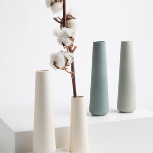 ceramic vase, single flower vase, minimalist Flower Vase, Modern Home Decor, pastel ceramic vase, modern home, pastel decoration flower vase image 3