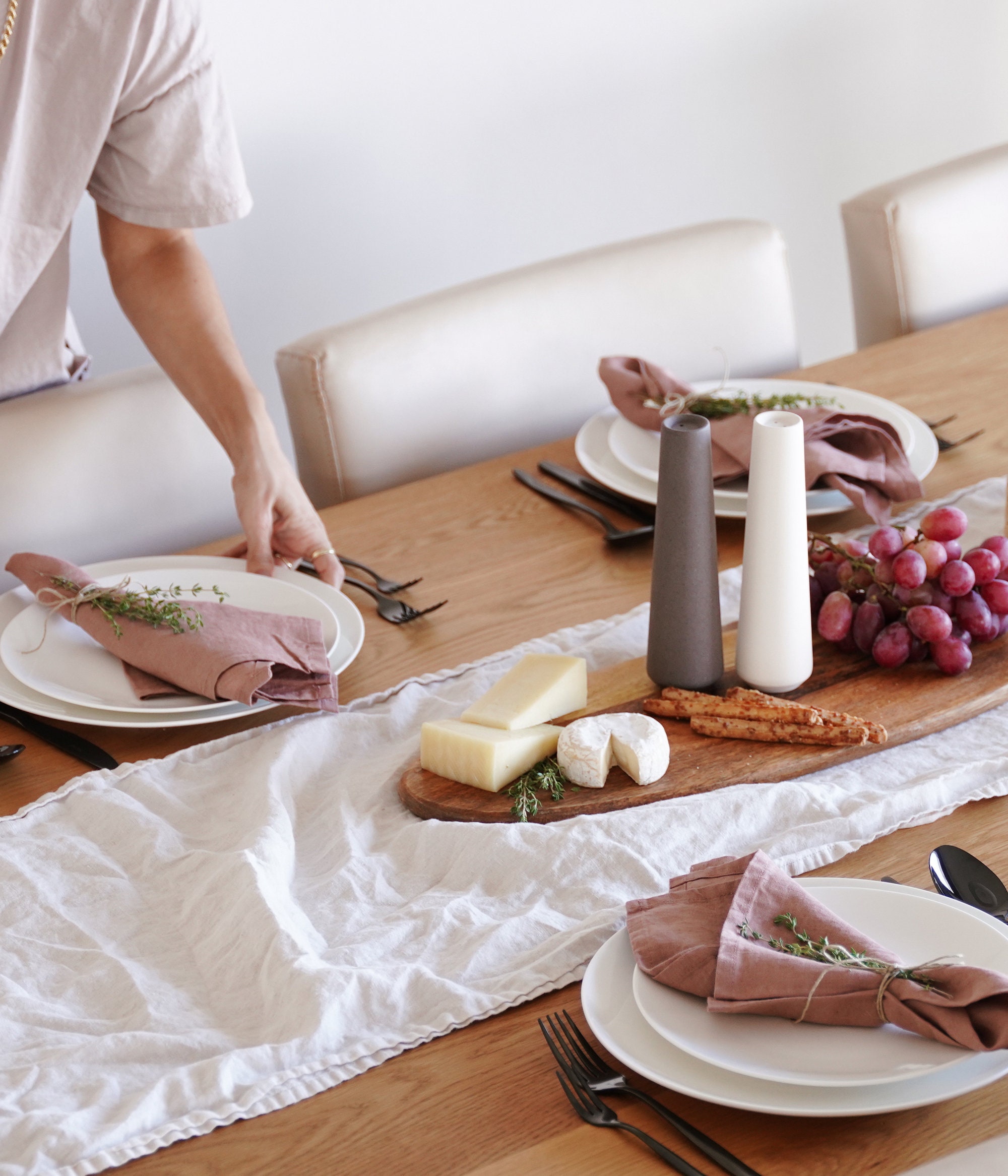 salt and pepper set for dining table