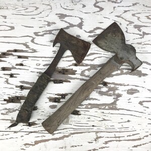 2 Old Rustic Hatchets - Vintage Hand Axes w/ Wood Handle & Wrapped Steel Handle - Primitive Farm Decor - Farmhouse Wall Hanging - Man Cave