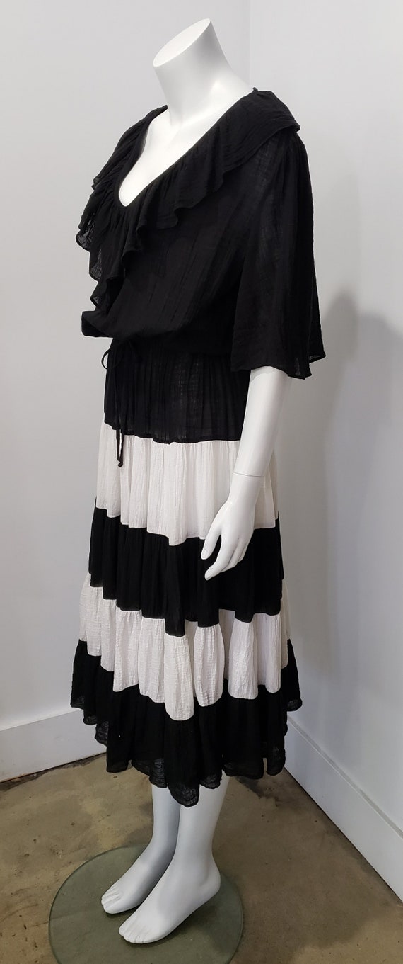 Vintage 70's Black and White Ruffle Tiered Stripe… - image 1