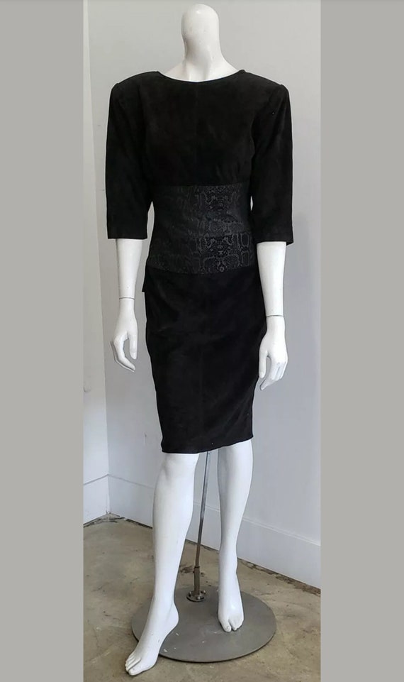 leather wiggle dress VINTAGE 80s Black SNAKE Suede Peplum Open Back Sheath M Step out with confidence
