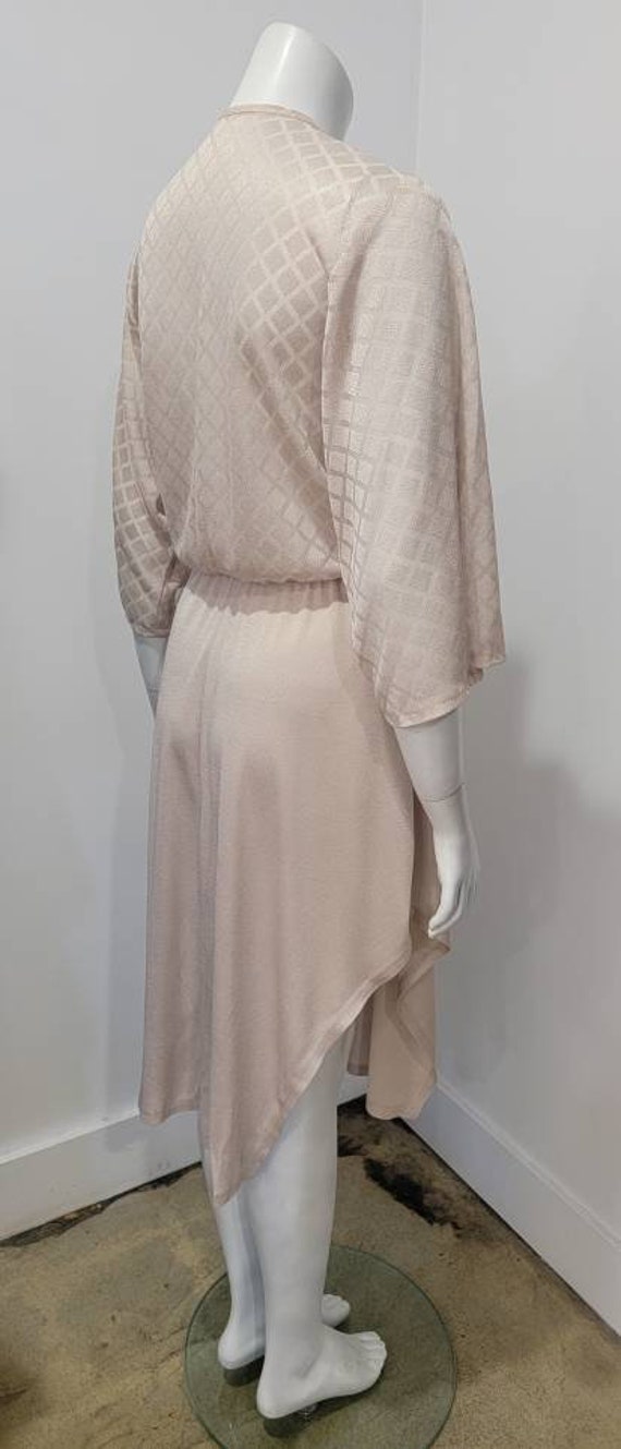 Vintage 70's Beige Diamond Wide Sleeve Hi Low Nec… - image 6