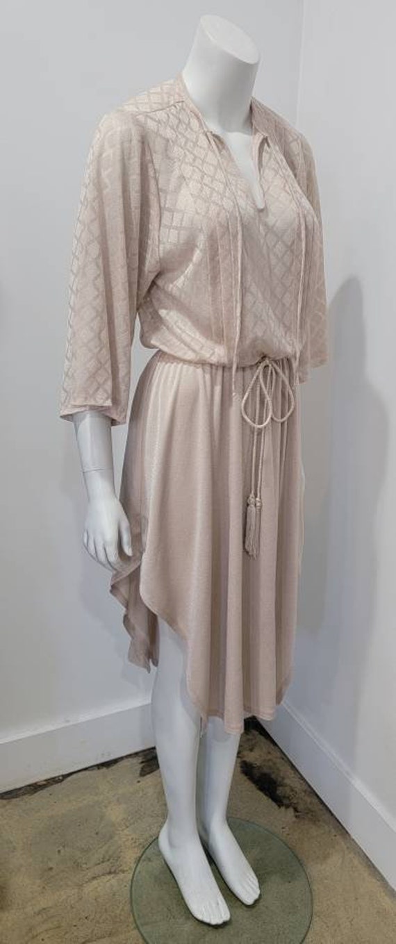 Vintage 70's Beige Diamond Wide Sleeve Hi Low Nec… - image 8