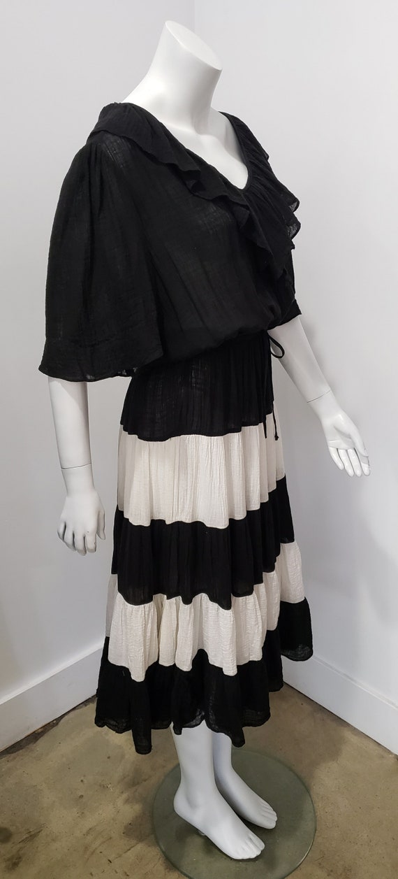 Vintage 70's Black and White Ruffle Tiered Stripe… - image 9