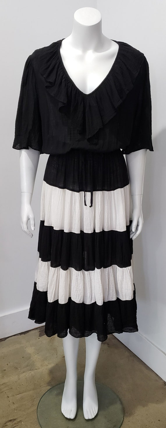 Vintage 70's Black and White Ruffle Tiered Stripe… - image 2