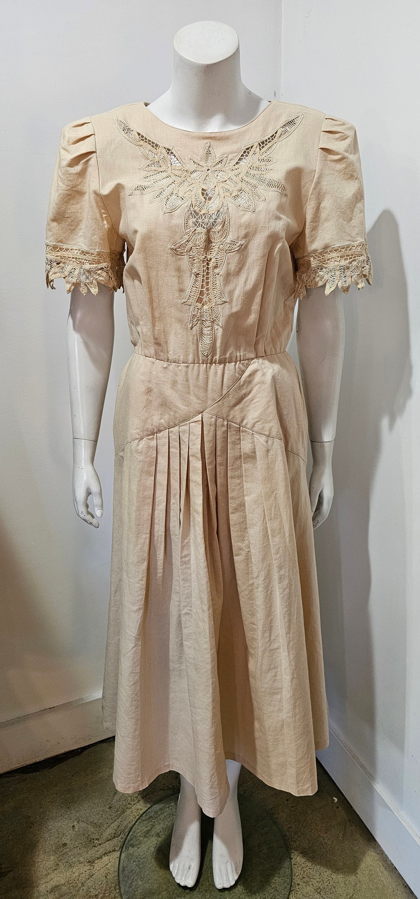 knee length dresses for ladies Vintage Battenburg Lace Dress, Sweet Vintage 70's Dresses from Spool No.72.
