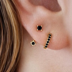 Sterling Silber Huggie Hoop Ohrringe • Schwarz CZ Pave Set