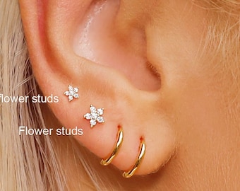 Kleine Stud Oorbellen, Tiny Gold Stud, 18K verguld, 4mm, 3mm, kleine Stud Earring, kleine gouden Stud, sierlijke oorbellen, cadeau voor haar