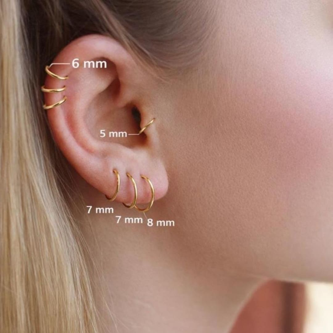 Velvoria Small Hoop Earrings in 925 Sterling Silver for Women and Men, White Gold-Plated Hinged Hoops for Cartilage, Helix, Tragus, Lobe (1 Pair – 6 mm