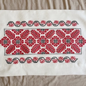 Funda de almohada grande de algodón bordada a mano en punto de cruz húngaro de los años 70