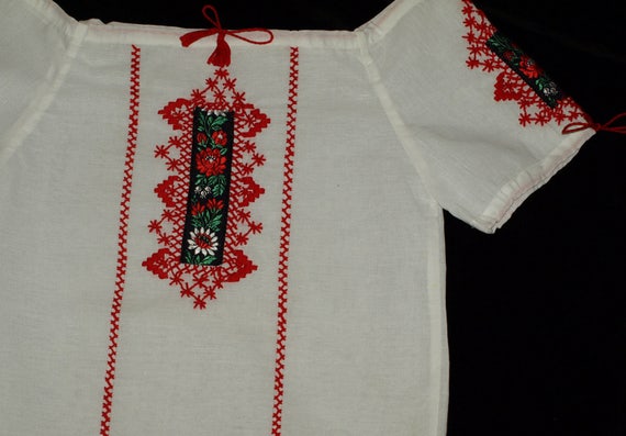 White Hungarian Hand Embroidered Wearable Folk Gi… - image 2