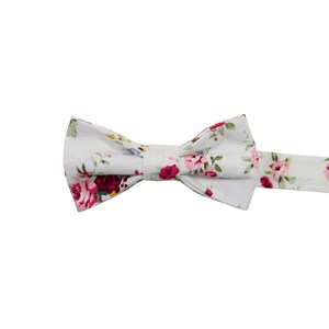 White Floral Pre-Tied Bow Tie Adult & Kid Size Ready To Wear, Roses Wedding Bow ties for Boys or Men, Unique Groomsmen Gifts image 3