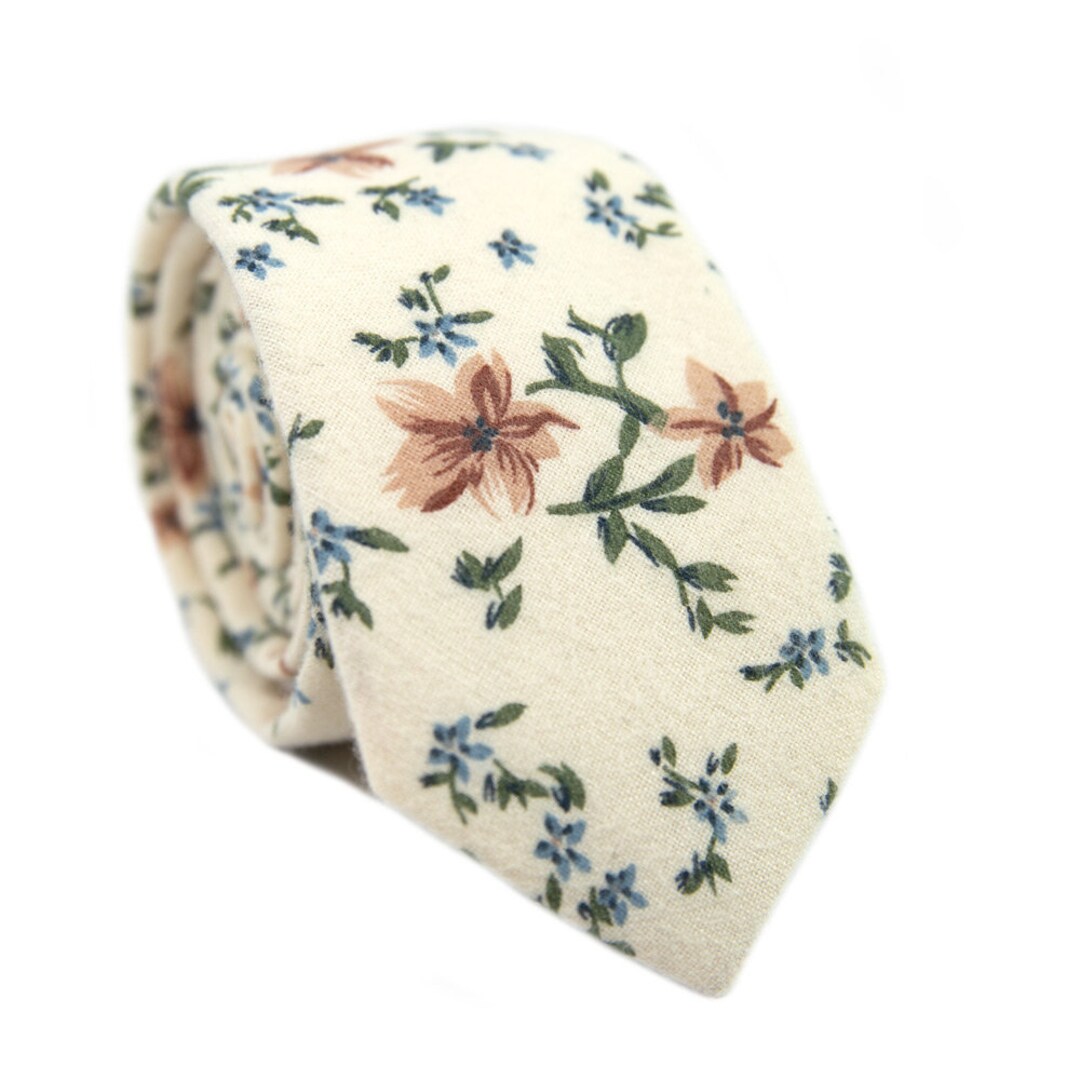 pale blush tie