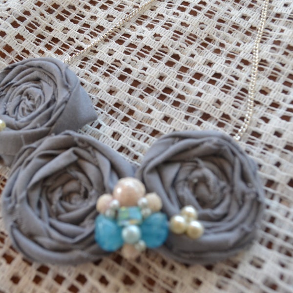 Handmade rosette necklace with vintage pieces