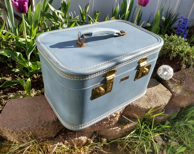 Vintage Train Case Carry on Bag Atomlite Makeup Case Retro Luggage Hard Side Purple Interior Etsy
