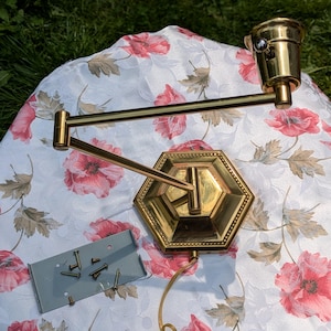 Vintage Swing Arm Brass Wall Mount Lamp Mid Century Modern Accent Bedside Adjustable Metal Reading Light Fixture