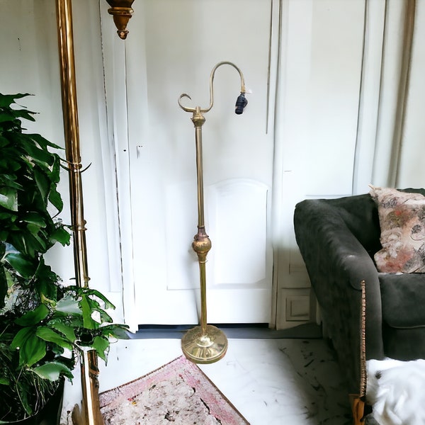 Vintage Brass Floor Lamp Gooseneck Adjustable Lighy Mid Century Accent Home Decor Reading Antique