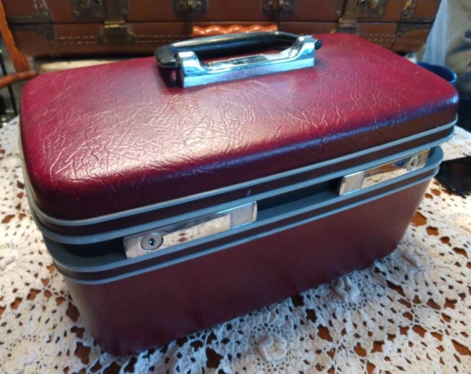 Vintage Samsonite Sentry Train Case Carry on Bag Makeup Case Retro Luggage Hard Side Burgundy Etsy