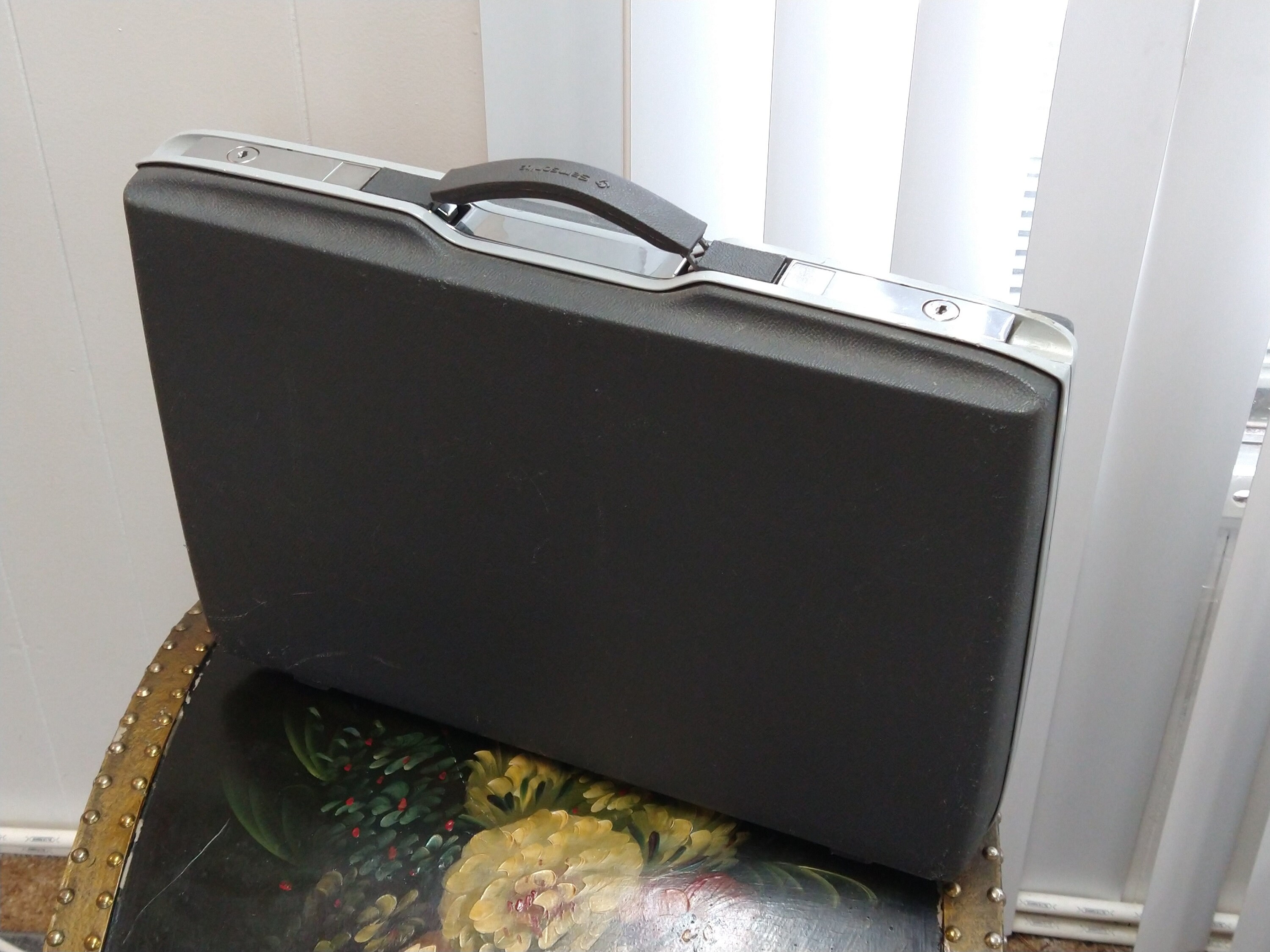 Vintage Black Samsonite HardShell Briefcase, Working Combination Lock