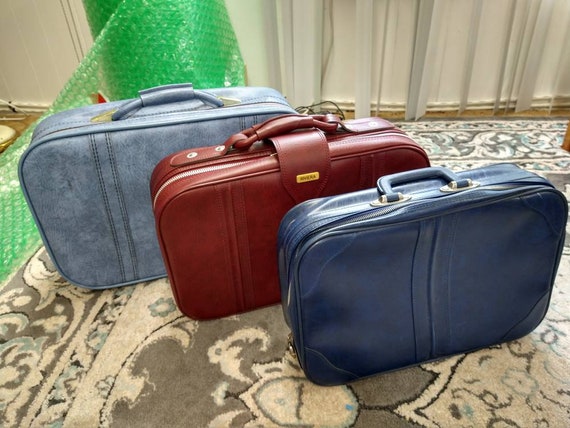 Set of 2 Vintage Samsonite Soft side Luggage Suitcases Blue Red