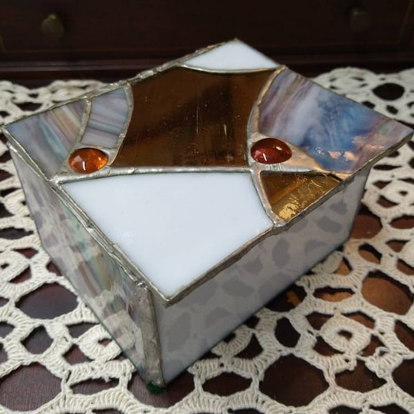 Stained Slag Glass Box Bohemian Vintage Leaded Hinged Keepsake Treasure Trinket Memory Jewelry