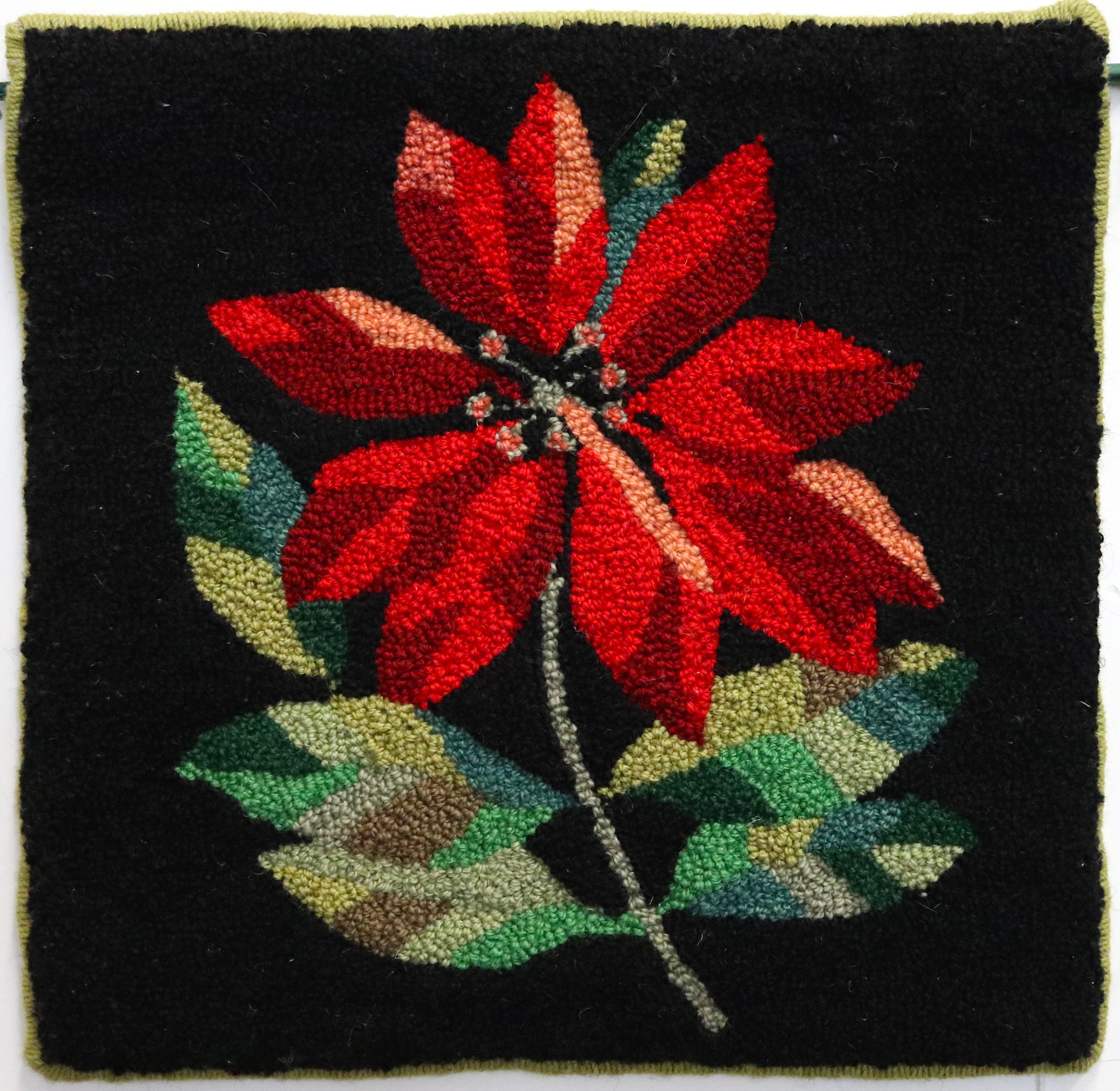 Handhooked Rug poinsettia Etsy