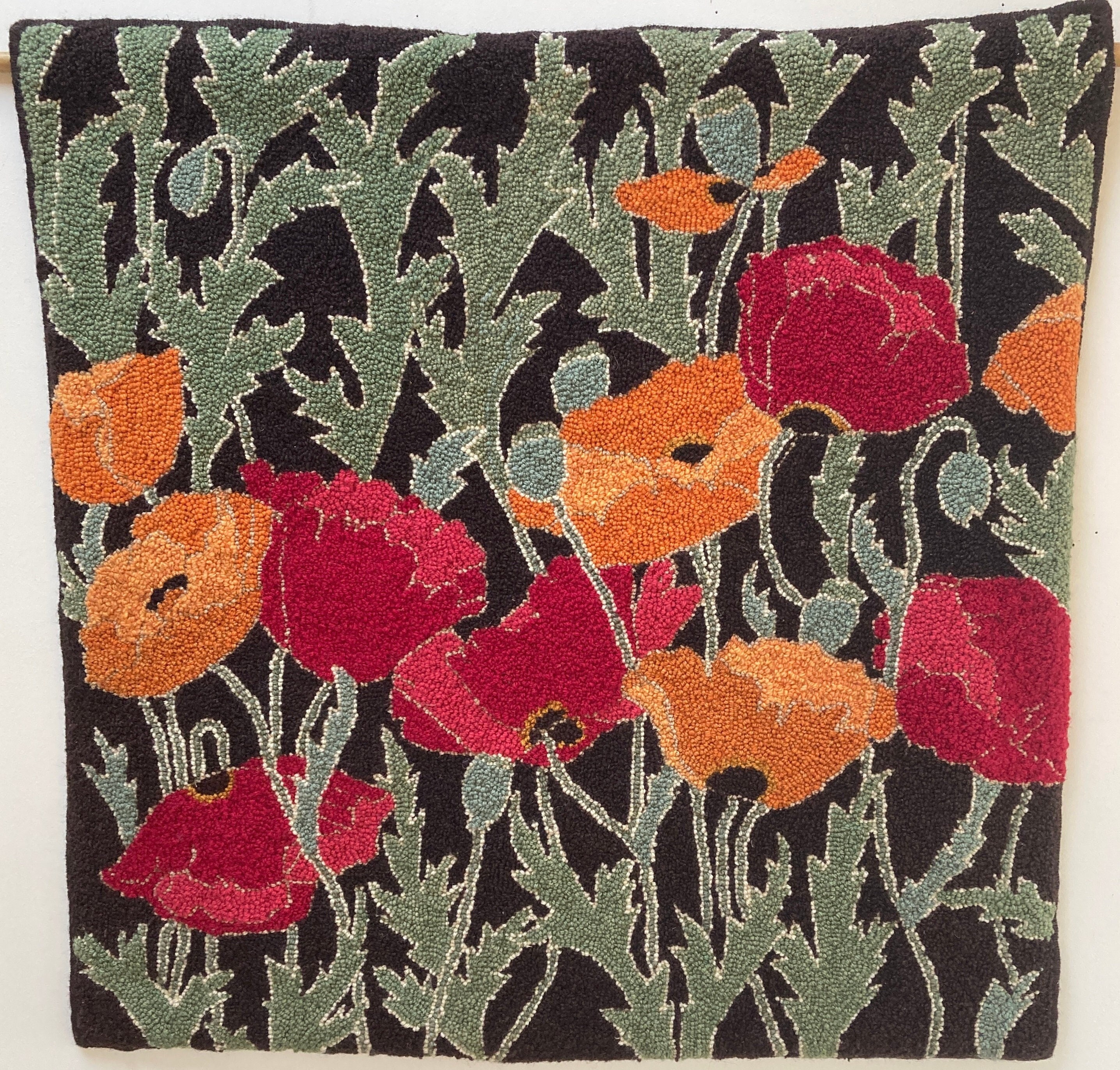 Hand-hooked Rug 