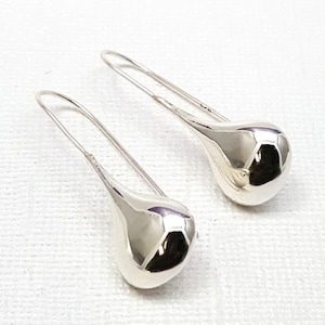 Silver teardrop earrings. Sterling puff earrings. Modern teardrop earrings. Puffy earrings. Puffy earrings. Shiny or Matte puff earrings