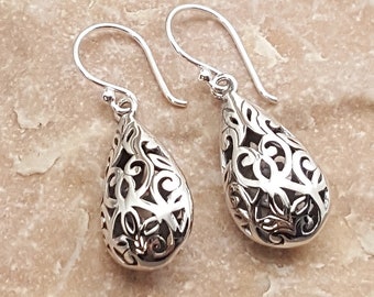 Sterling silver filigree drop earrings. Little puff earrings with cut out filigree design. Mothers day gift. Floral earrings. Teardrops 1.25