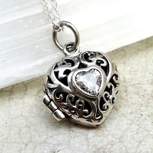 Sterling silver heart keepsake locket - sterling silver locket - Valentines gift - filigree locket - girlfriend - mother -heart necklace