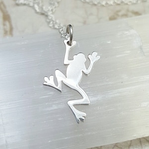 Sterling Silver Tree Frog Necklace: Amphibian Pendant