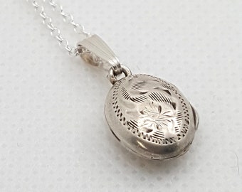 Antique sterling silver locket. hallmarked oval engraved locket. small photo locket. gifts for her. mother's day gift. heirloom jewelry