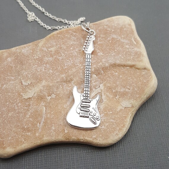 【HYERES LOR】Name rock silver pendant M HYERES LOR】Name rock silver pendant M